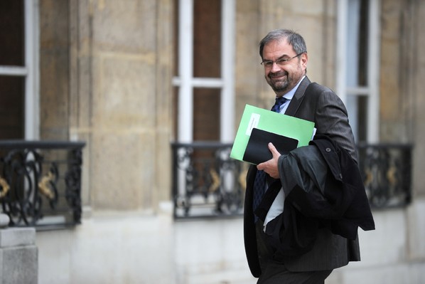 2017-01-02-francois-chereque-arrivee-elysee-10-2010-paris_0_600_399