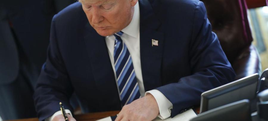 2017-02-11-prenons-au-serieux-le-decisionnisme-de-donald-trumpxvme1e62598-ef83-11e6-a14a-8fe42987f920