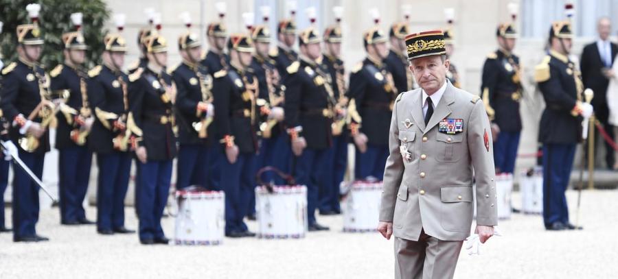 2017.07.16 Pierre de Villiers XVM4c9f8db6-67d4-11e7-bbc5-15343b5f5bee