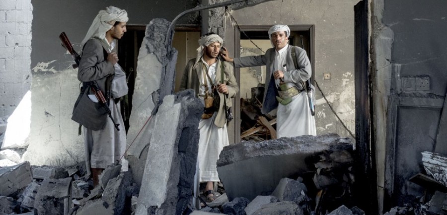 2017.08.04 14478275-photos-yemen-la-guerre-a-huis-clos