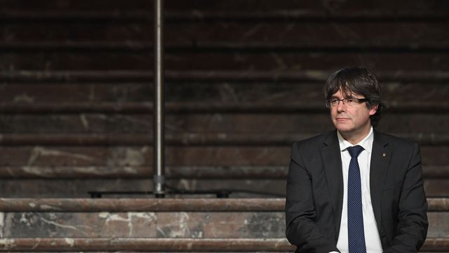 CATALOGNE l-ex-president-destitue-de-la-catalogne-carles-puigdemont-le-7-novembre-2017-a-bruxelles_5975674
