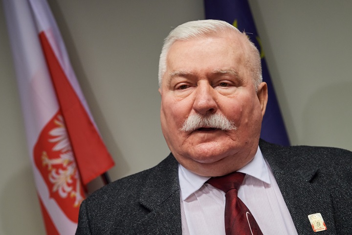 Lech Wałęsa,NzIweDQ4MCFjcm9wfDN4NzZ4Mjk5N3gxOTk4,27976360_26629686