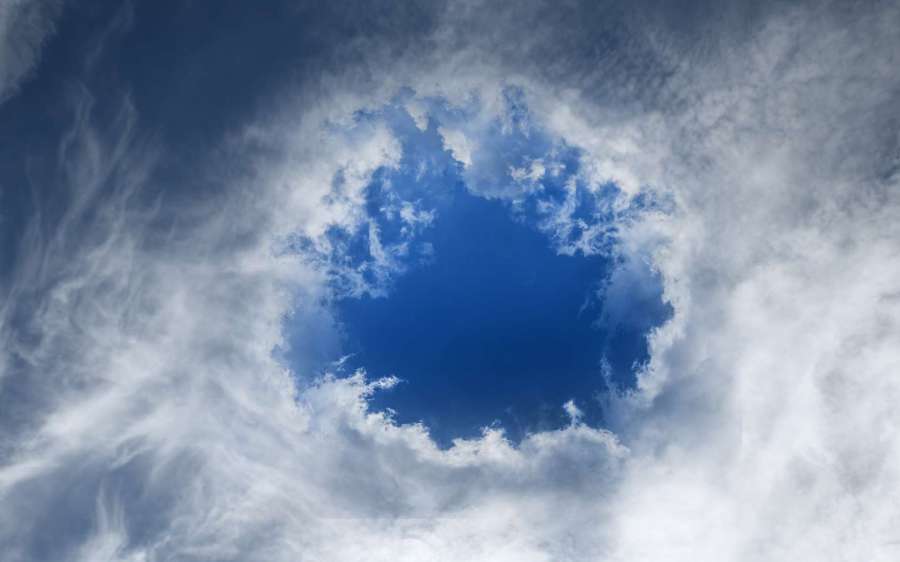 CIEL OUVERT 9b16eaf4b8_117834_nuage-trou-butch-fotolia