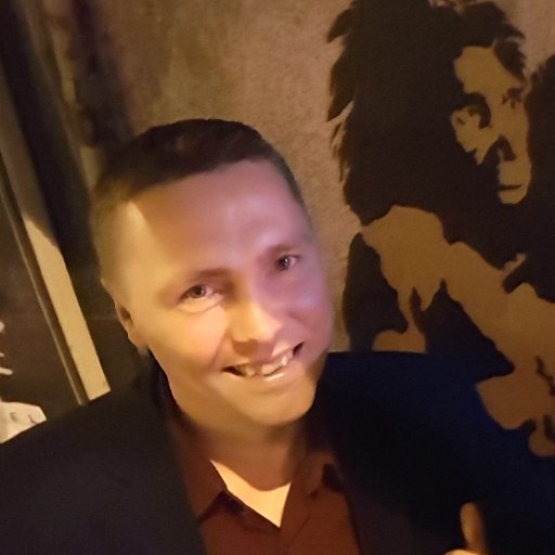 JOURNALISTE NAT PARRY -PYyzGz5p