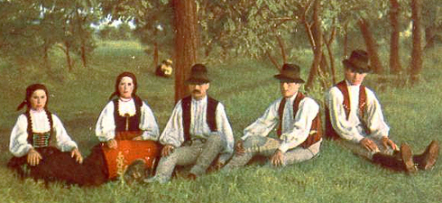 ROUMANIE Une famille sicule en Transylvanie.Sicule-Transylvanie_1