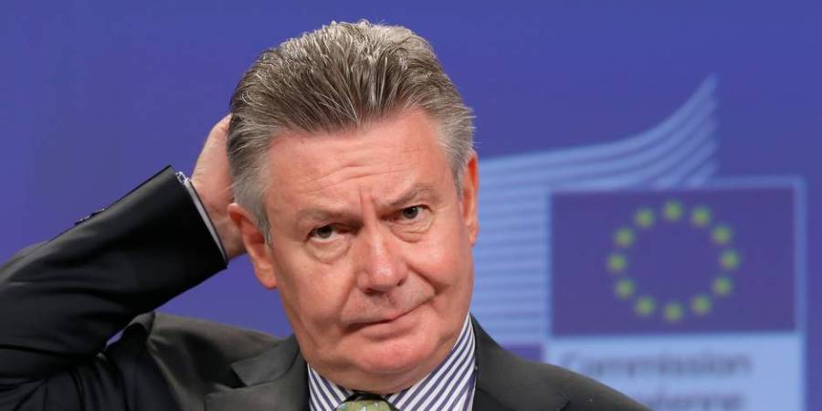 BELGIQUE le Ministre belge des Affaires étrangères Karel De Gucht 5a001459cd707514e89b23b6