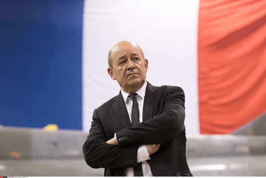 Jean-Yves-Le-Drian-au-ministere-de-l-Europe-et-des-Affaires-etrangeres021537093479_web