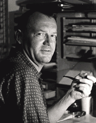 le célèbre sociologue américain C. Wright Mills StudyPipe1