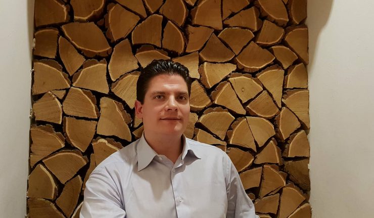 V4 - Entretien avec Gábor Tóth, président de la première association V4 – Chine,19074890_158737401522392_623767218_o-740x431