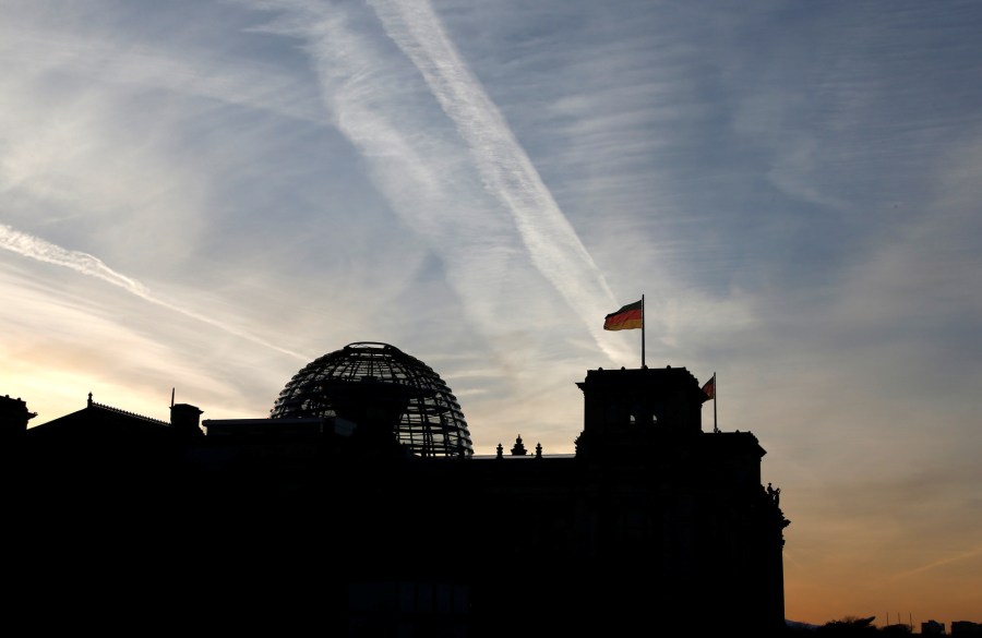 ALLEMAGNE Parlement Allemand 5986d87c09fac223738b4567