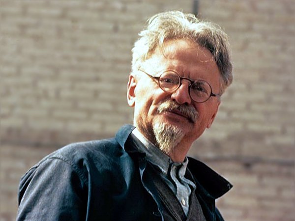 Leon Trotsky in Mexico; ca. 1940. Trotsky-Leon-1940_1_1509986725.png.600x450_q85