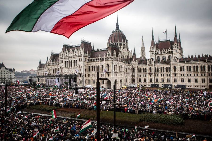 ORBAN 15.03.2018 La place du parlement lors du discours de Viktor Orbán. 28698793_10156039401821093_4856725794988713734_o
