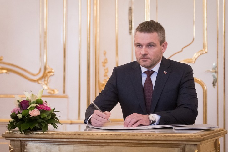 SLOVAQUIE nouveau-Premier-ministre-slovaque-Peter-Pellegrini-22-2018-Bratislava_0_729_486