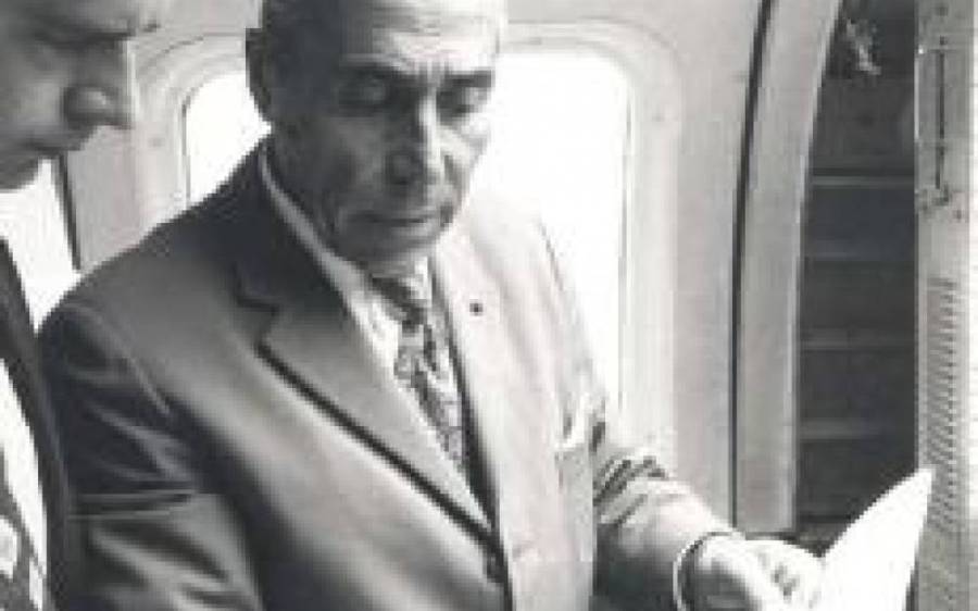 FRANCE Le centenaire de la naissance de Jean Bertin aura lieu en septembre 2017. On doit à cet ingénieur surdoué la conception de l'Aérotrain dans les années 1970. 6090741_1_1000x62