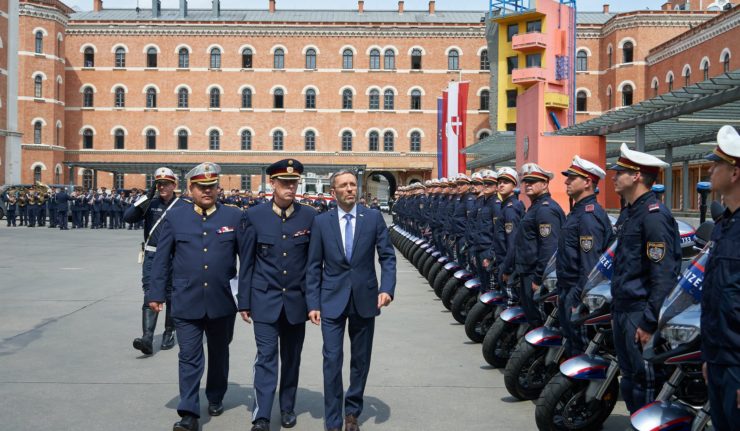 AUTRICHE herbert-kickl-facebook-740x431