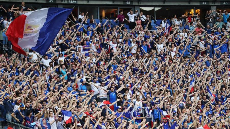euro-2016-supporters-c554e2-0@1x