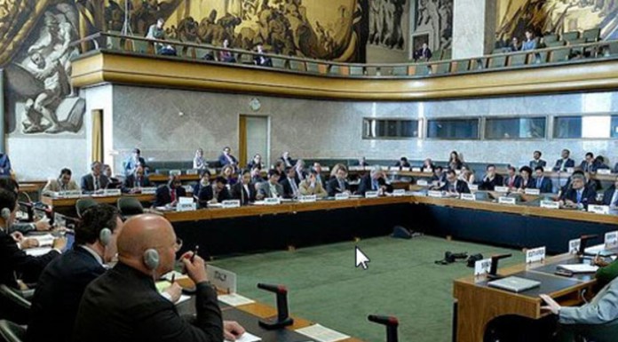SUISSE GENEVE DESARMEMENT Conférence-désarmement Vue générale de l'assemblée, pendant la Conférence du désarmement à Genève.jpg