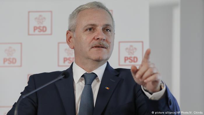 Liviu Dragnea 36724893_303