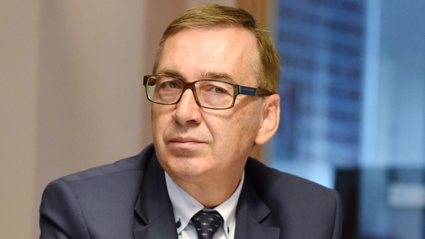 POLOGNE Stanisław Szwed 76qktkpTURBXy9mNTBkZTZhM2RhYTk0ZDE4OTRhZjg2NGQ5MTlhYjQxNS5qcGeSlQMAAM0GD80DaJMFzQNSzQHe