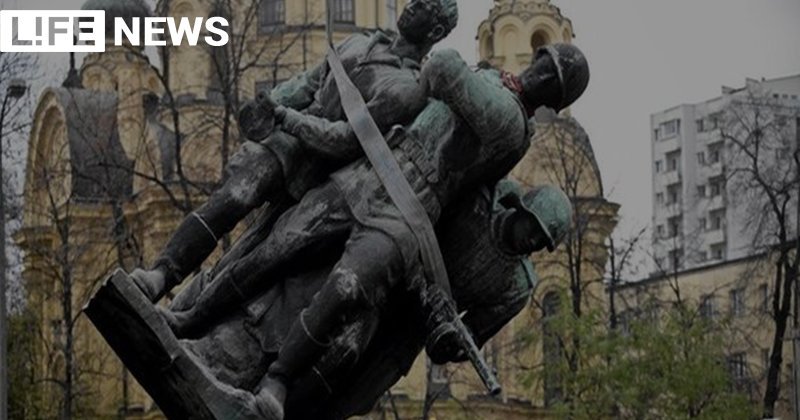 POLOGNE Ce2tGWfWwAAA9Mg