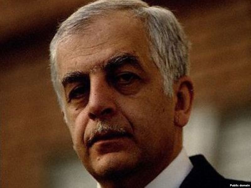 caucase Zviad Gamsakhurdia, 5BE8943D-03B8-47F2-8EFC-9DA21232B638_mw800_s