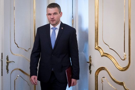 slovaquie Premier-ministre-slovaque-Peter-Pellegriniune-reunionle-president-Bratislava-15-2015_1_1399_933