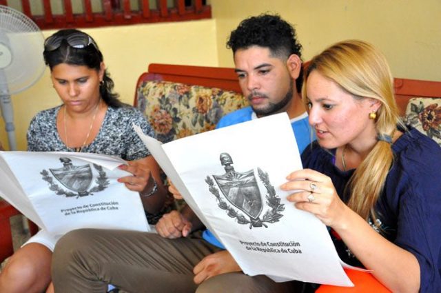 CUBA Constitución-Cuba-680x452-640x425