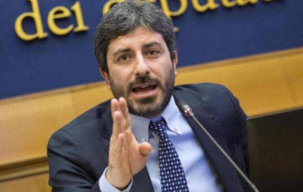 ITALIE Roberto Fico, Président de la Chambre des députés du Parlement italienroberto-fico-napoli-650x412-600x380