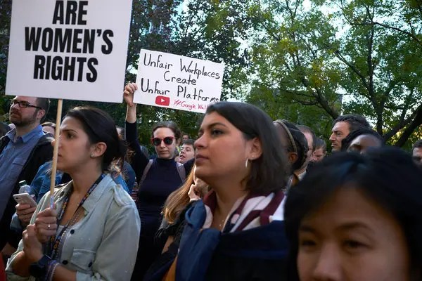 KOSOVO 09GOOGLE01-articleLarge-v2