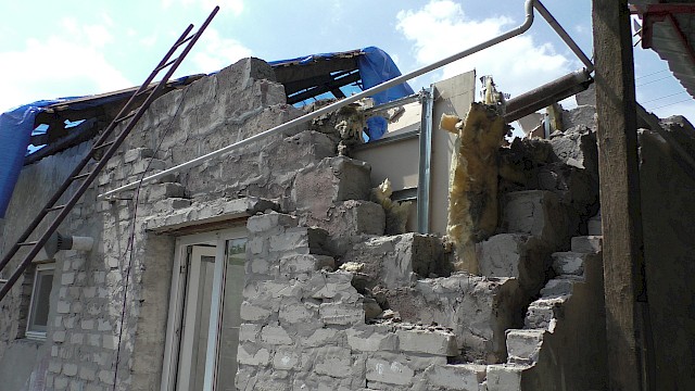 UKRAINE .. l'armée ukrainienne s'acharne particulièrement sur deux points de la ligne de front - la périphérie de Gorlovka, et la station d'épuration de Donetsk.gloubokaya-16052018.640x0-is