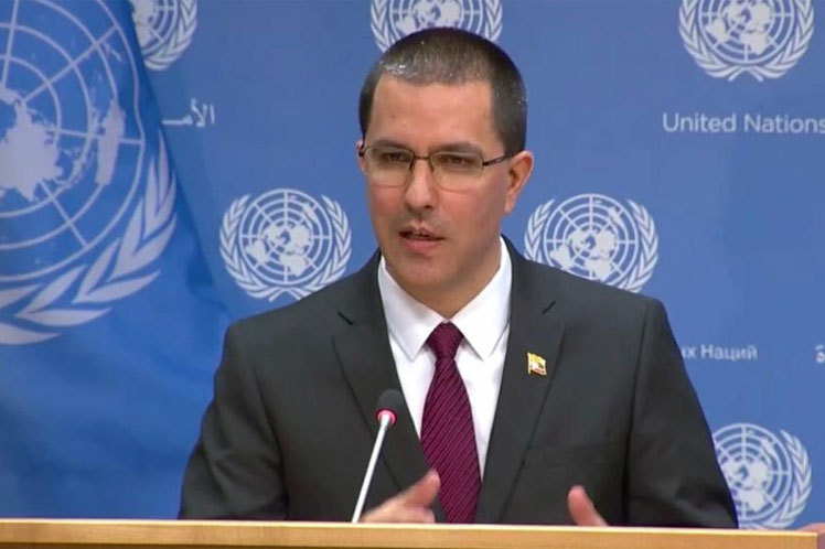 VENEZUELA le chancelier Jorge ARREAZA ob_6d3cc4_000arreaza