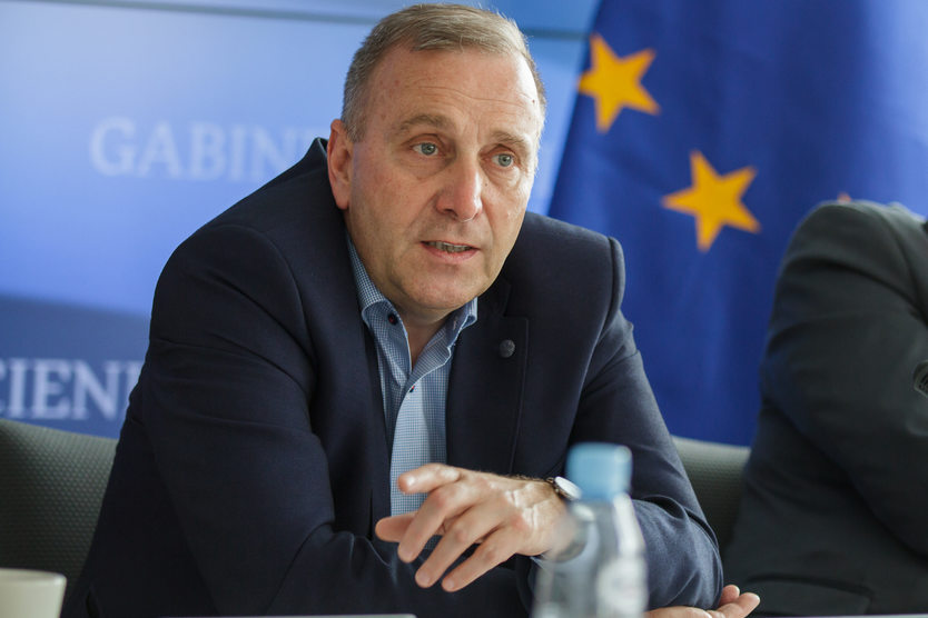 POLOGNE Grzegorz Schetyna, lider PO  1e4b10f112bdba2d5e679fef65a6.jpeg