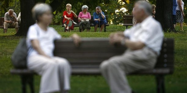 RETRAITE 2011-12-13t163200z-1-apae7bc19xe00-rtroptp-3-ofrtp-france-retraites-20111213-jpg