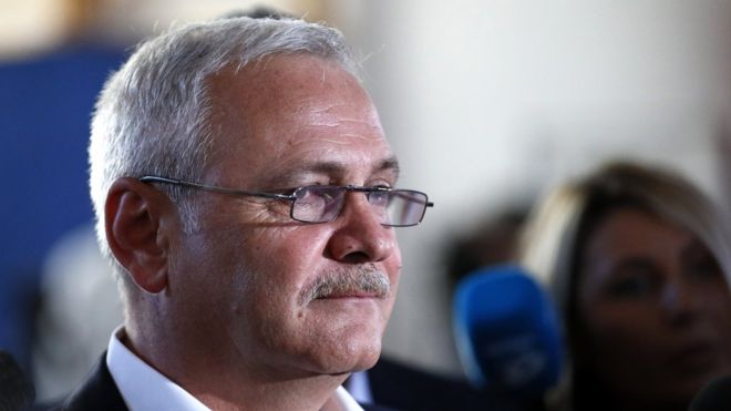 ROUMANIE Liviu Dragnea _107122259_ab43a311-7e1c-457c-9d62-b611ace650c3