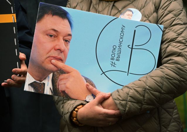 ukraine 'anniversaire de l'arrestation en Ukraine et de la détention du directeur du site RIA Novosti Ukraine Kirill Vychinski. 1038739002