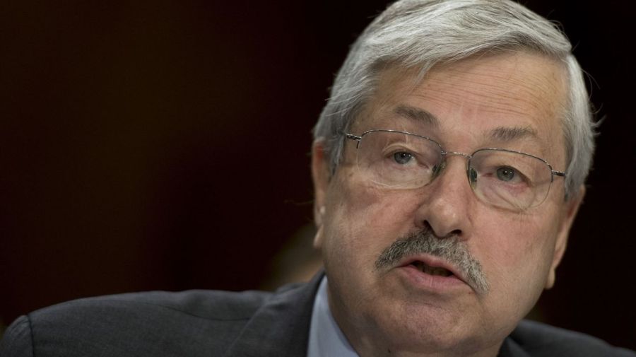 usa L'ambassadeur Terry Branstad ae65e25fb716ec3aafbf7aeb4405e9c6-1496723630