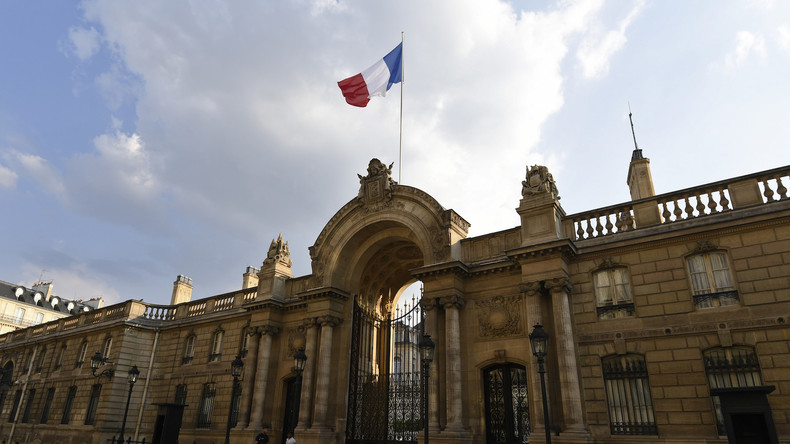 france élysée 5beafe71488c7bce148b4567