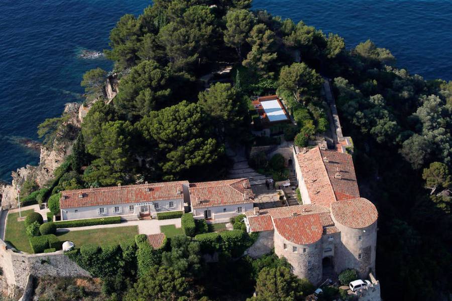 france galerie-fort-de-bregancon-3 16082682-16082670-g-00870050000042-jpg_5464840_1000x667 - Copie