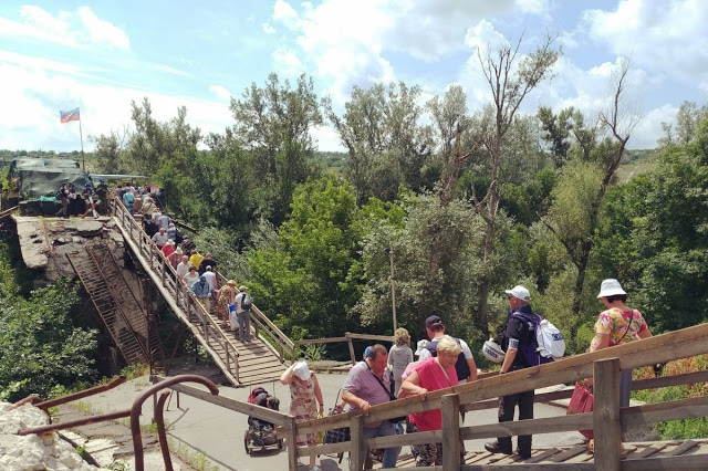UKRAINE DONBASS 57039819_10218907827069036_7117966522756104192_o