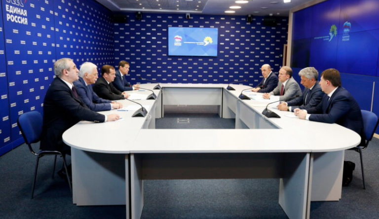 RUSSIA-POLITICS-UKRAINE