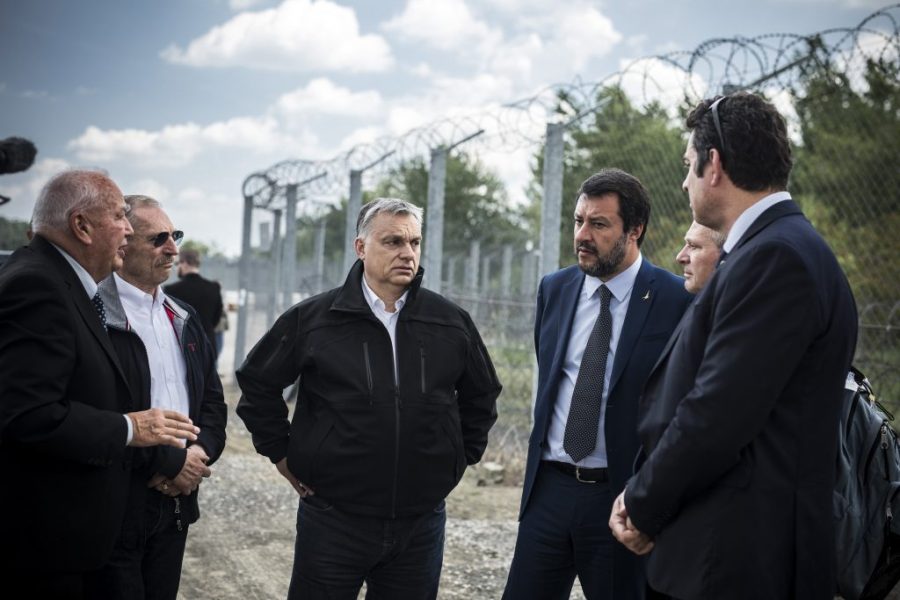 ITALIE HONGRIE Interior minister Sándor Pintér, Viktor Orbán and Matteo Salvini at the Röszke border fence. Photo by Balázs Szecsődi PM’s Press OfficeD_MTI20190502011-1024x683