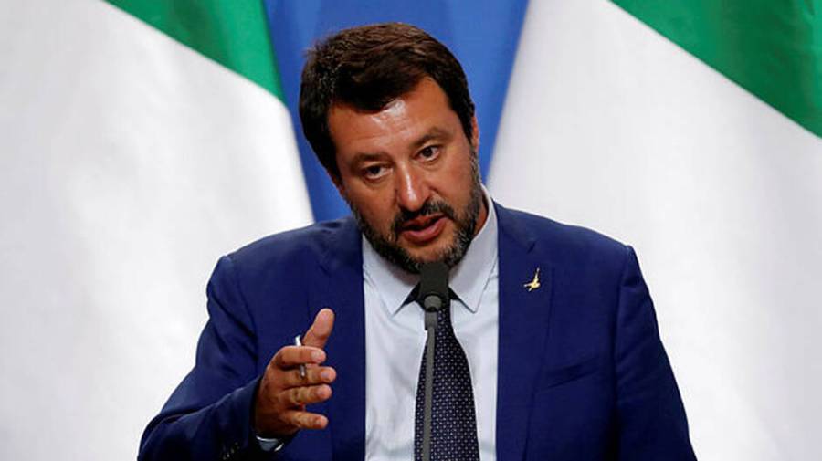 Le ministre de l'Intérieur italien, Matteo Salvini, lors d'une conférence de presse en Hongrie, le 2 mai 2019. BERNADETT SZABO REUTERS a67198e0843d10d734258a0a61b4878