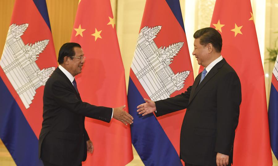 China-Cambodia-Hun-Sen-Xi-Jinping-April-2019-900x540