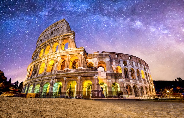 Colosseo roma coliseum colosseum rome no people exterior night milkyway