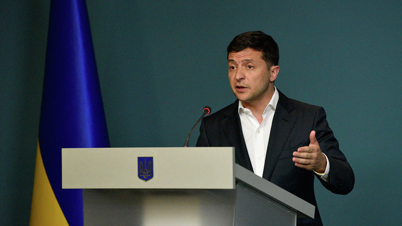 UKRAINE Volodymyr Zelensky 5d3c764418356127518b4576