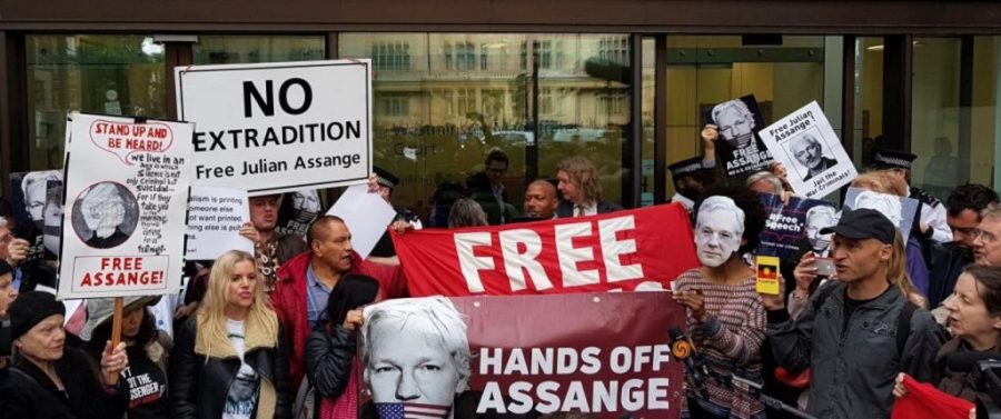 pour-la-liberté-dAssange-1024x429