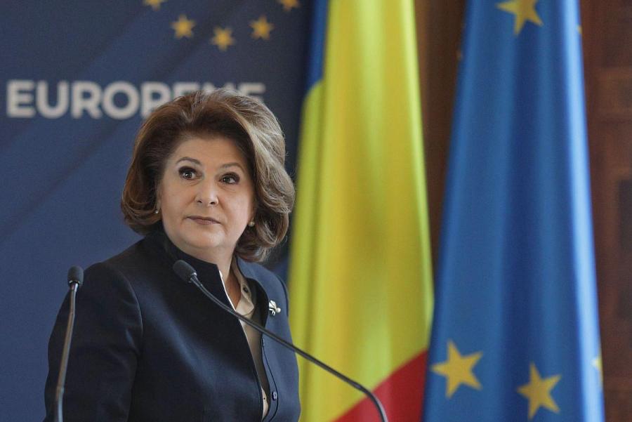 rovana_plumb_inquam_photos_octav_ganea