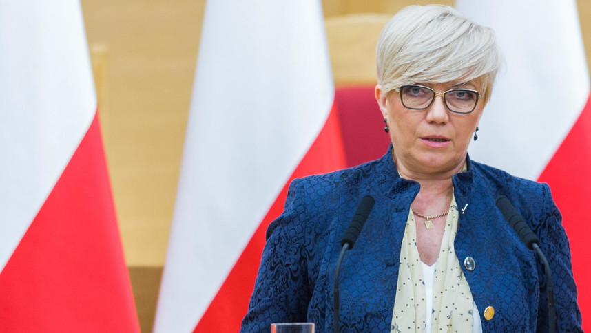 POLOGNE Julia Przyłębska 0s-ktkqTURBXy83NWYyZGUzNWMxYmM2OGY2ZDdlODFjMGFhMjAyMjZmOC5qcGVnkZMCAM0B5A