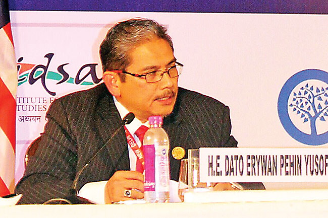 Dato Paduka Haji Erywan bin Pehin Yusof p01-7_20170707