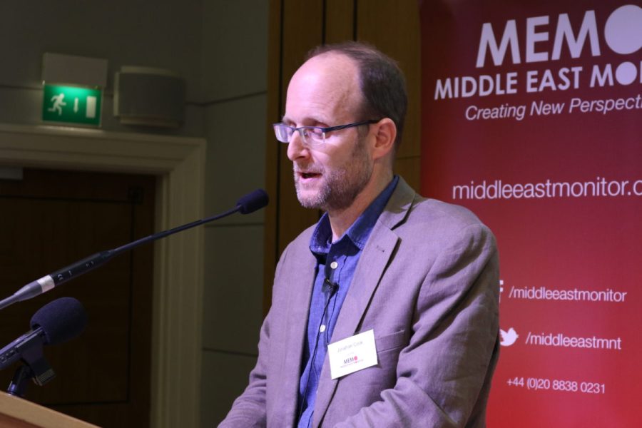 Jonathan Cook journaliste 104A0441-1-e1556640422350